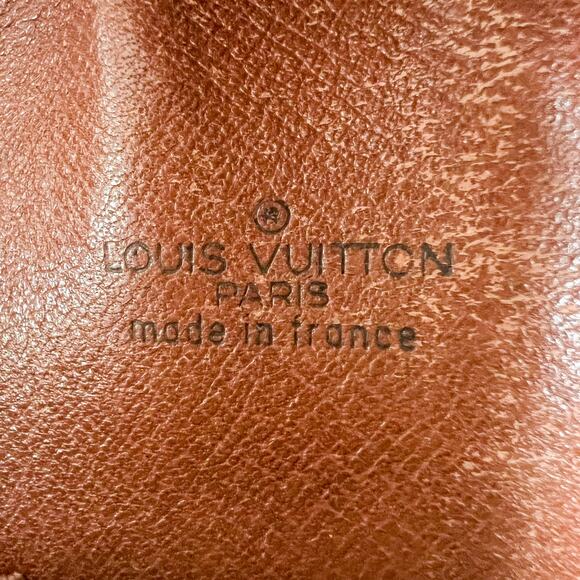 Louis Vuitton Saint Cloud GM Monogram Crossbody / Shoulder Bag 881 VI - Picture 9 of 12